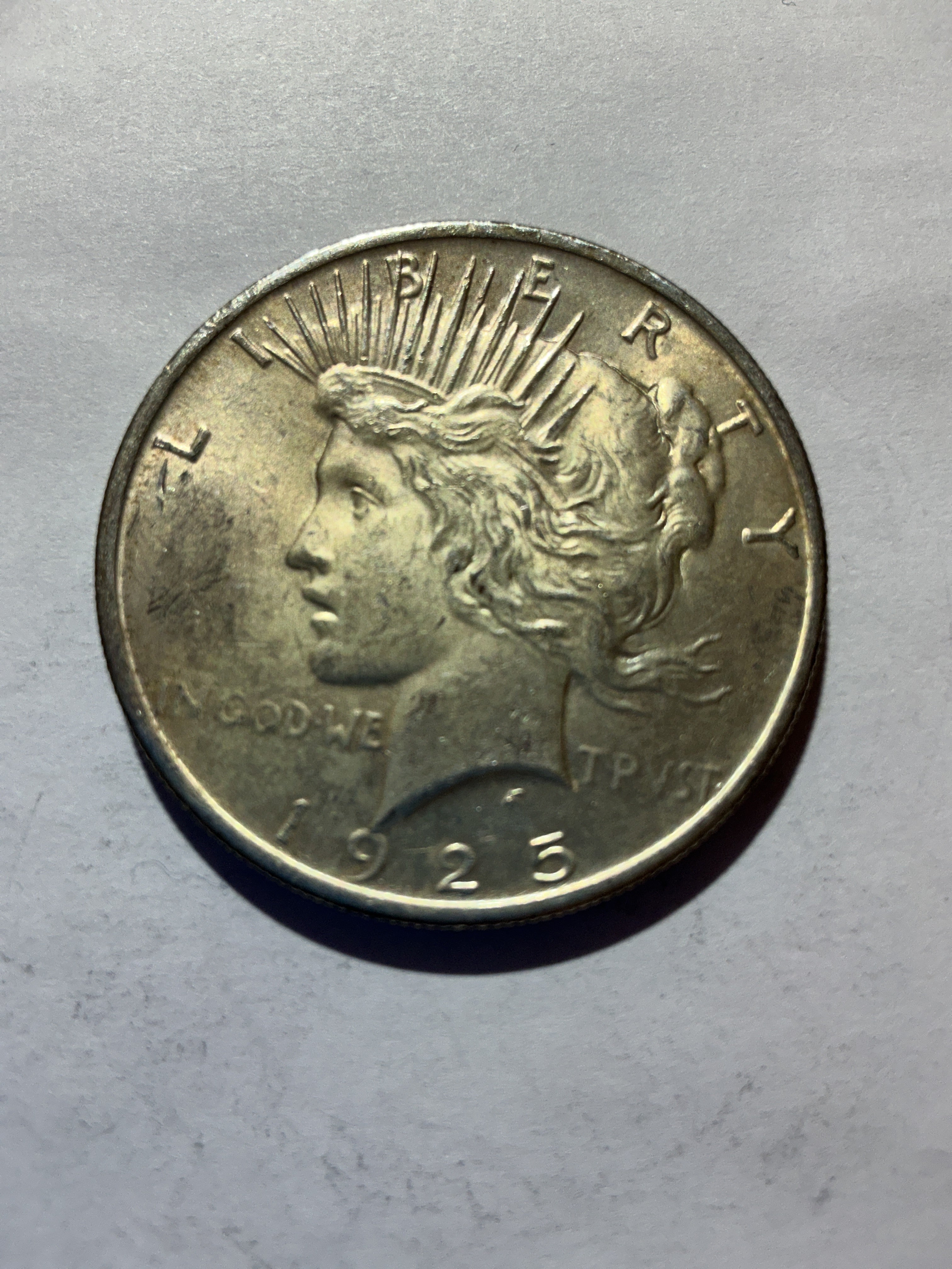 Lot 36, 1925 Peace dollar, AU