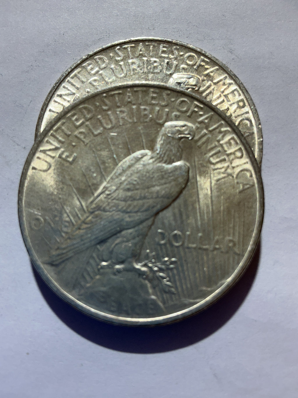 Lot 33, 2 1924 Peace dollar, AU