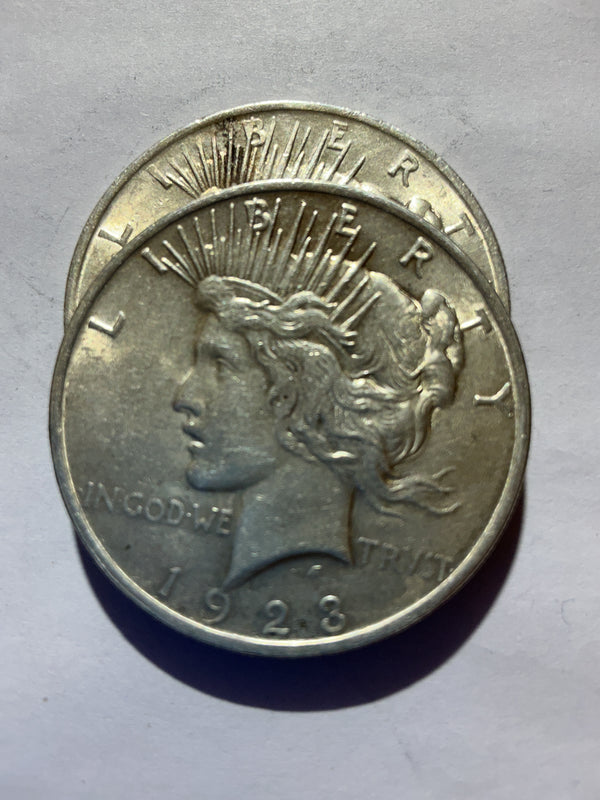 Lot 31, 1923 Peace dollar, AU